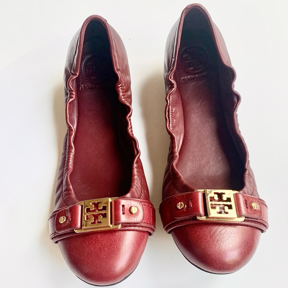 Tory Burch burgandy flats